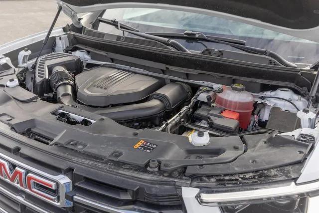 used 2025 GMC Acadia car, priced at $35,900