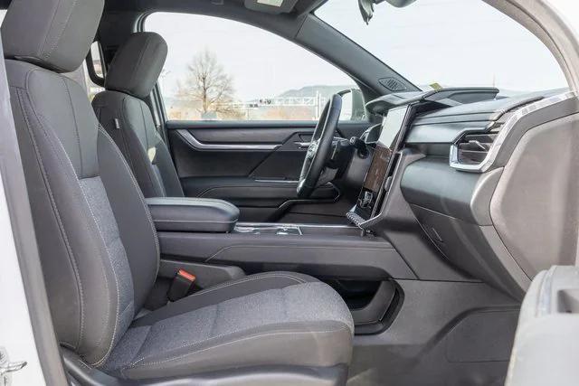 used 2025 GMC Acadia car, priced at $35,900