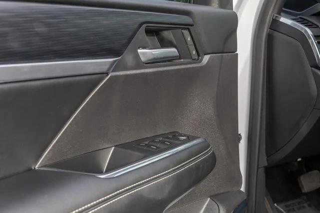 used 2025 GMC Acadia car, priced at $35,900