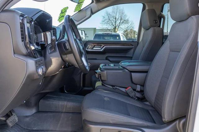 used 2023 GMC Sierra 1500 car, priced at $39,900