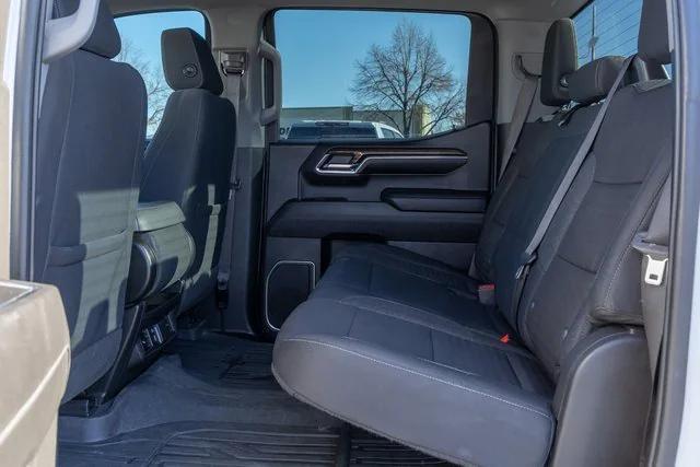 used 2023 GMC Sierra 1500 car, priced at $39,900