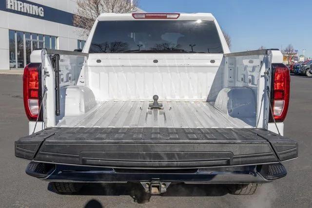 used 2023 GMC Sierra 1500 car, priced at $39,900