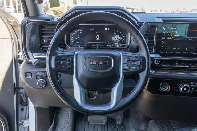 used 2023 GMC Sierra 1500 car, priced at $39,900