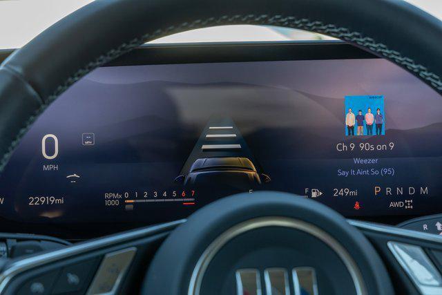 used 2025 Buick Envision car, priced at $28,900