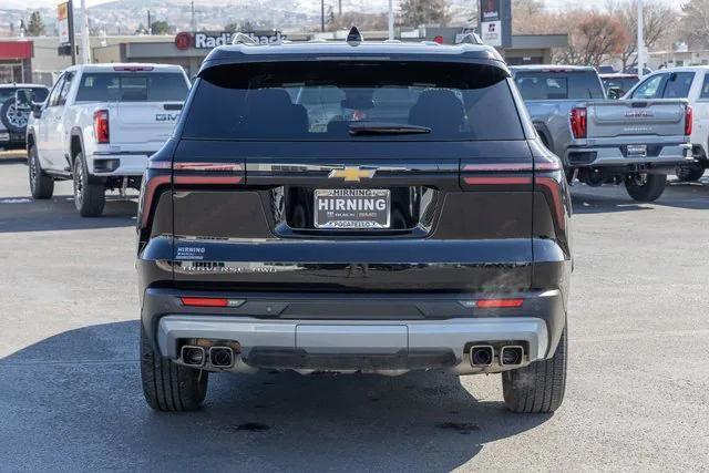 used 2025 Chevrolet Traverse car, priced at $38,900