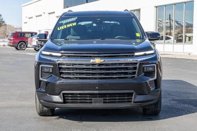used 2025 Chevrolet Traverse car, priced at $38,900
