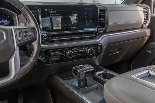 used 2022 GMC Sierra 1500 car, priced at $43,900