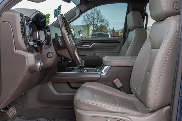 used 2022 GMC Sierra 1500 car, priced at $43,900