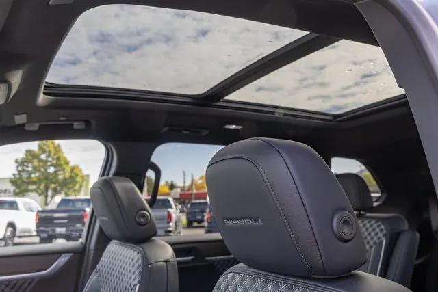 used 2025 GMC Acadia car, priced at $48,900