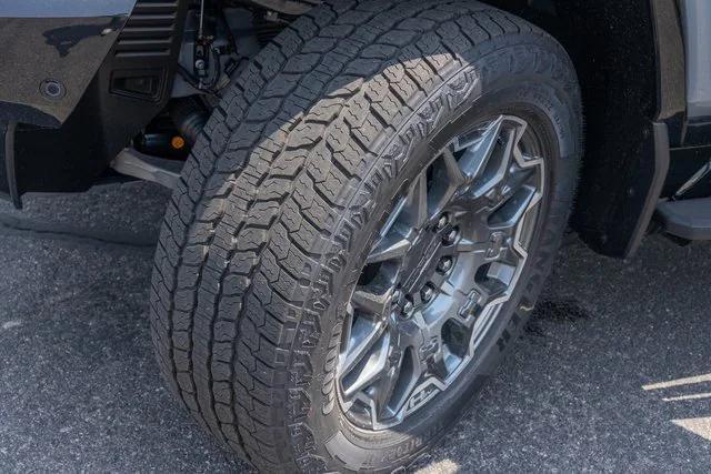 new 2024 GMC HUMMER EV Pickup car, priced at $119,410