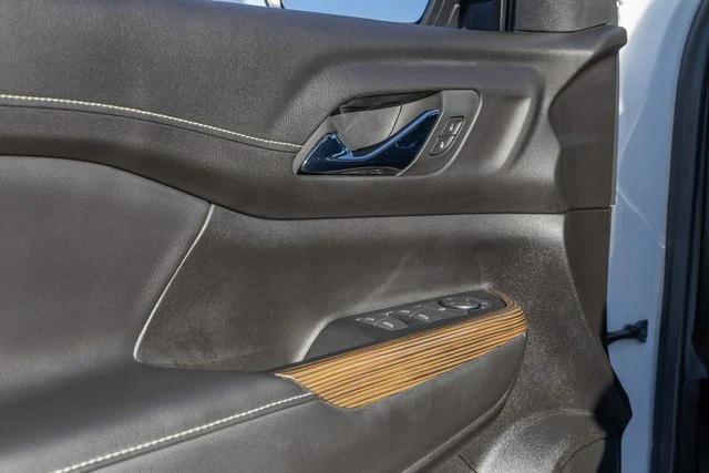 used 2023 GMC Acadia car, priced at $27,900