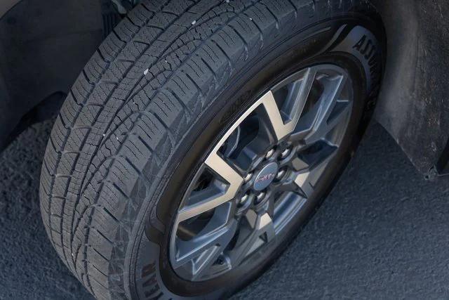 used 2023 GMC Acadia car, priced at $27,900