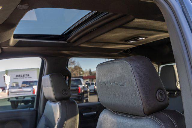 used 2022 GMC Sierra 1500 car, priced at $39,900