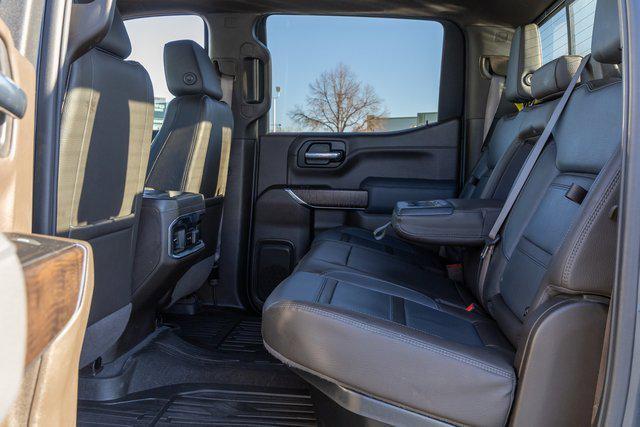 used 2022 GMC Sierra 1500 car, priced at $39,900