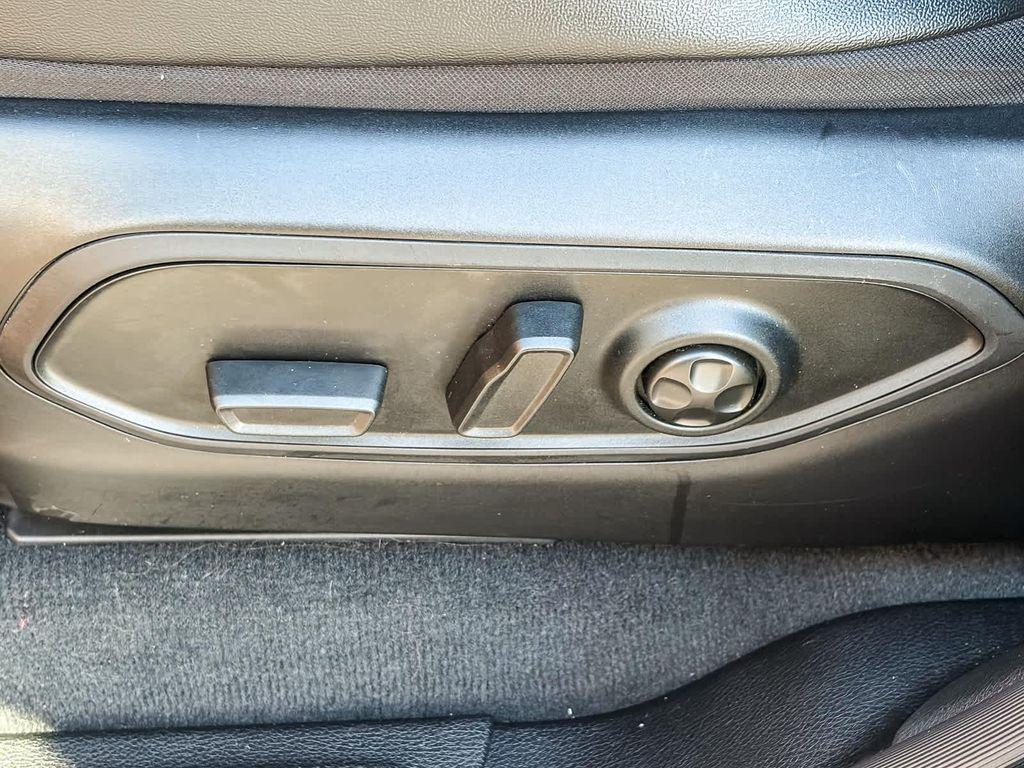 used 2024 Jeep Grand Cherokee car, priced at $35,995