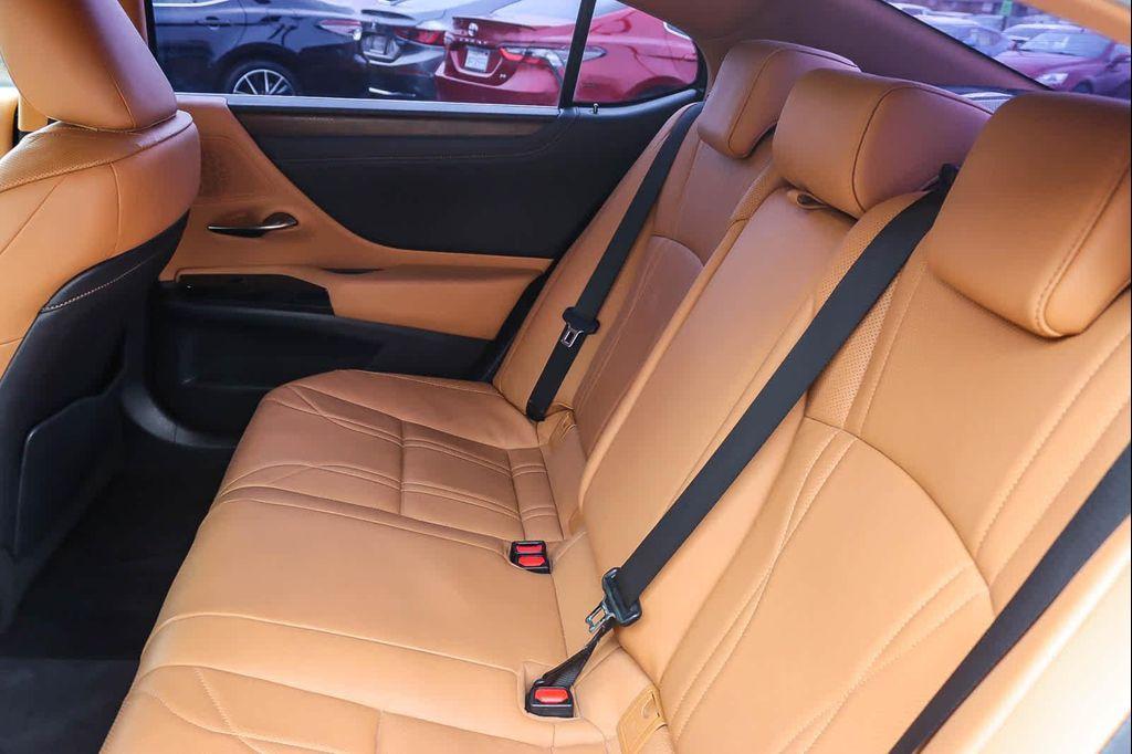 used 2023 Lexus ES 300h car, priced at $36,991