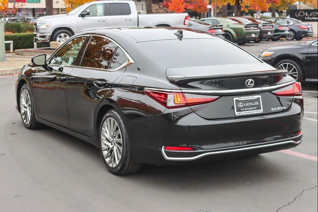 used 2023 Lexus ES 300h car, priced at $36,991