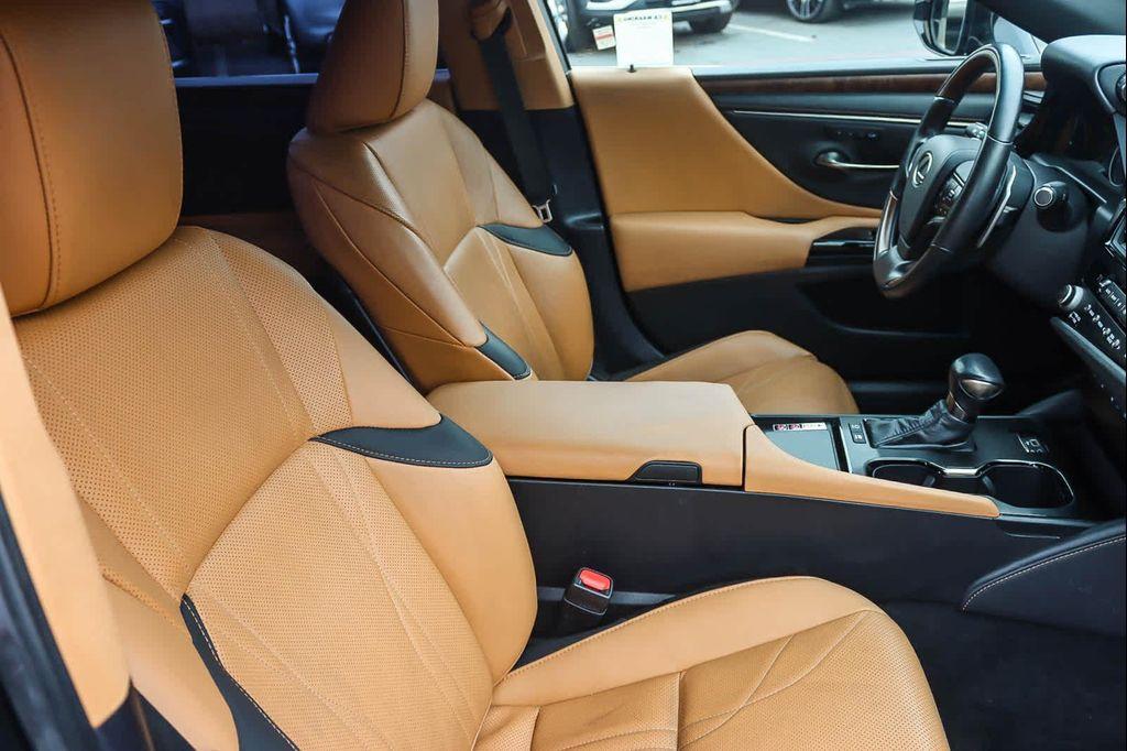 used 2023 Lexus ES 300h car, priced at $36,991