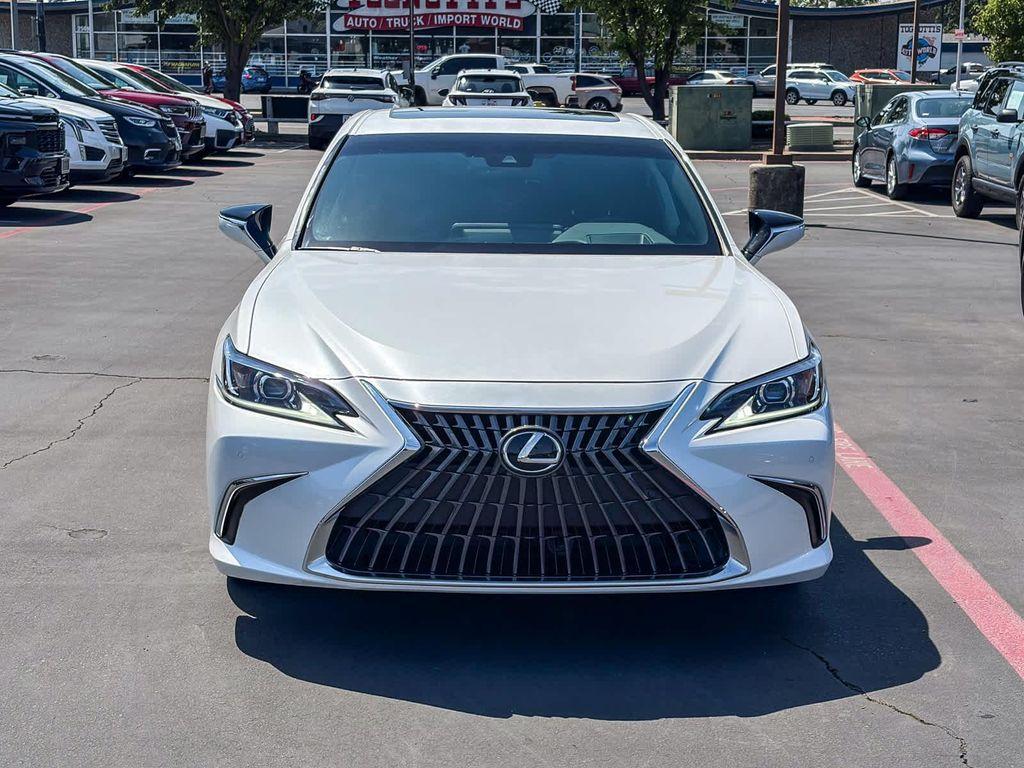 used 2025 Lexus ES 300h car, priced at $46,998