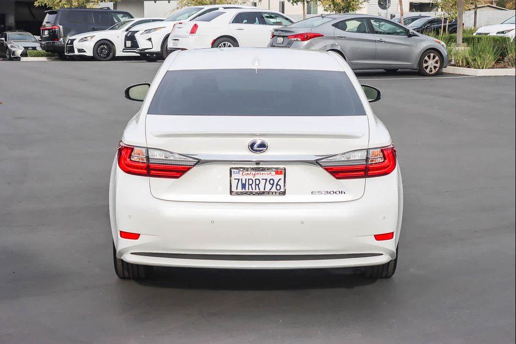 used 2017 Lexus ES 300h car, priced at $22,401
