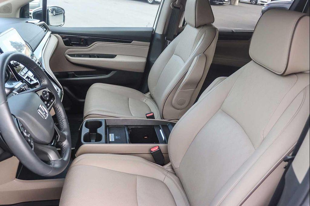 used 2024 Honda Odyssey car, priced at $41,991