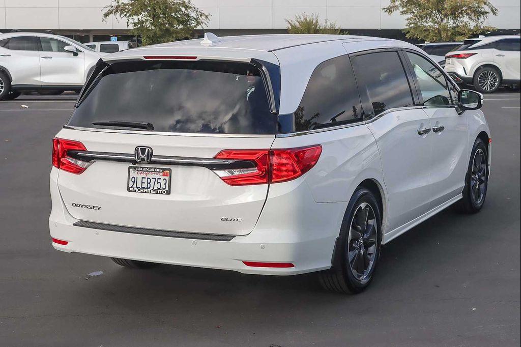 used 2024 Honda Odyssey car, priced at $41,991