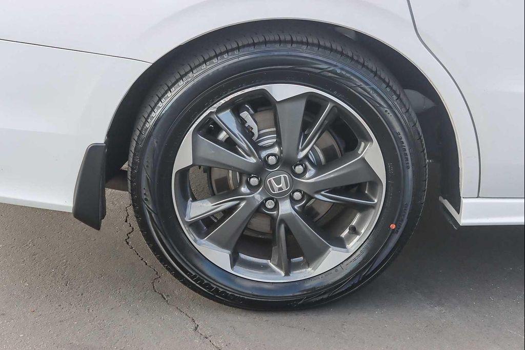 used 2024 Honda Odyssey car, priced at $41,991