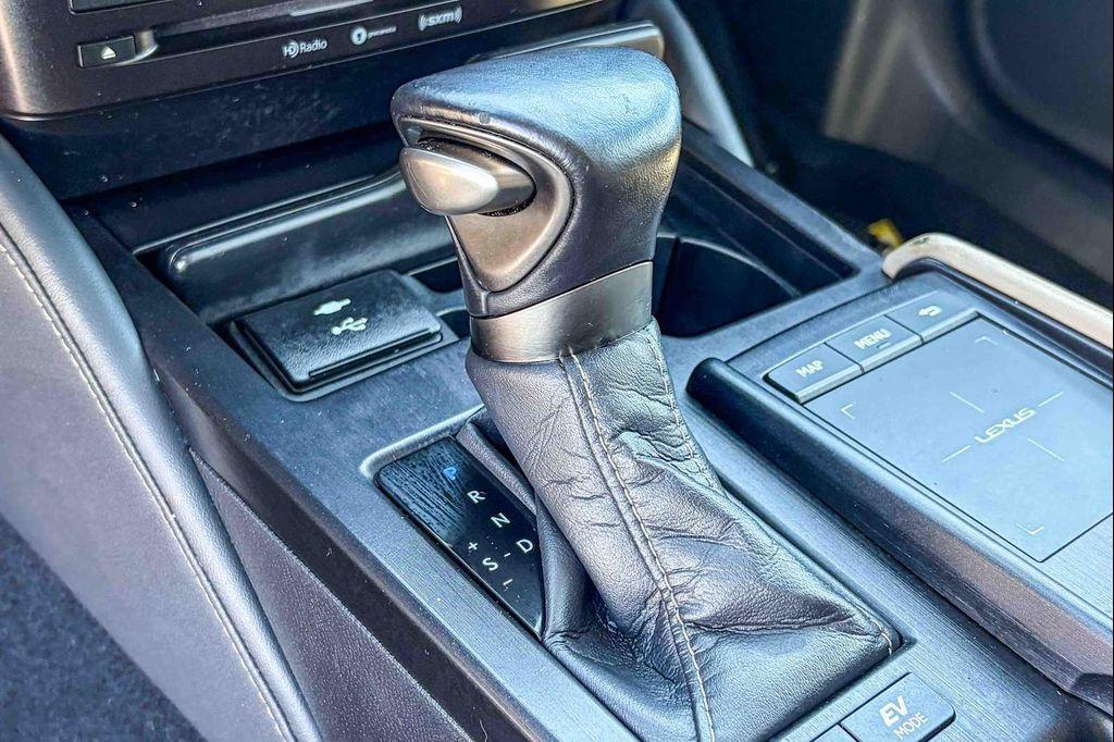 used 2021 Lexus ES 300h car, priced at $30,998
