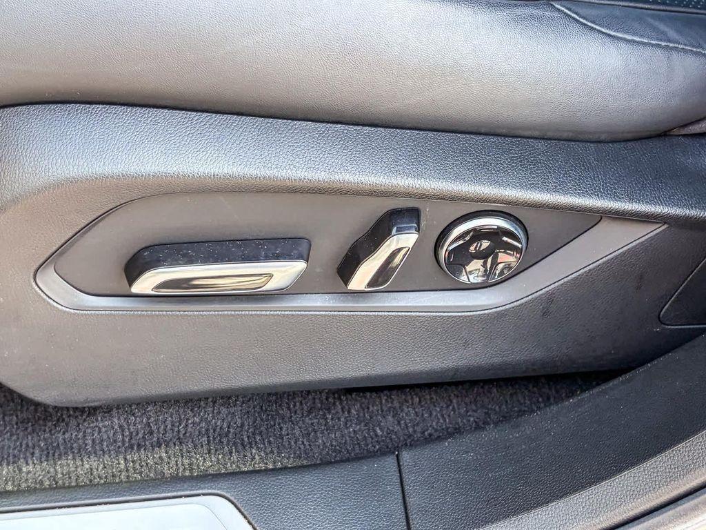 used 2023 Acura RDX car, priced at $34,998