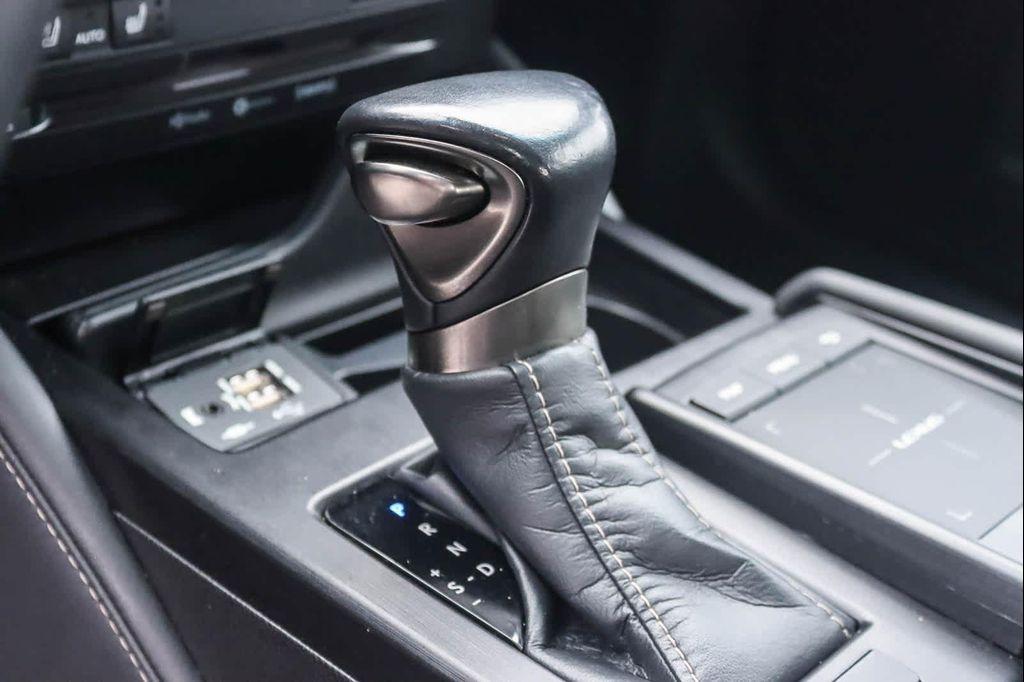 used 2021 Lexus ES 350 car, priced at $29,352