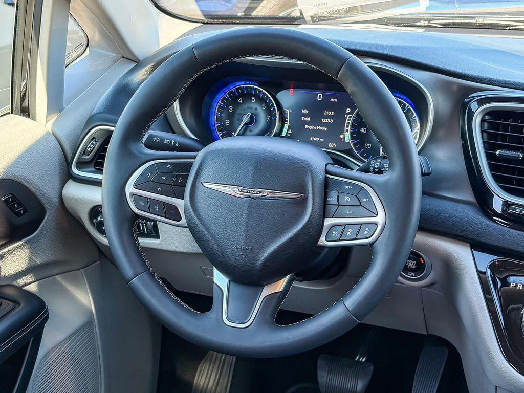 used 2024 Chrysler Pacifica car, priced at $23,998