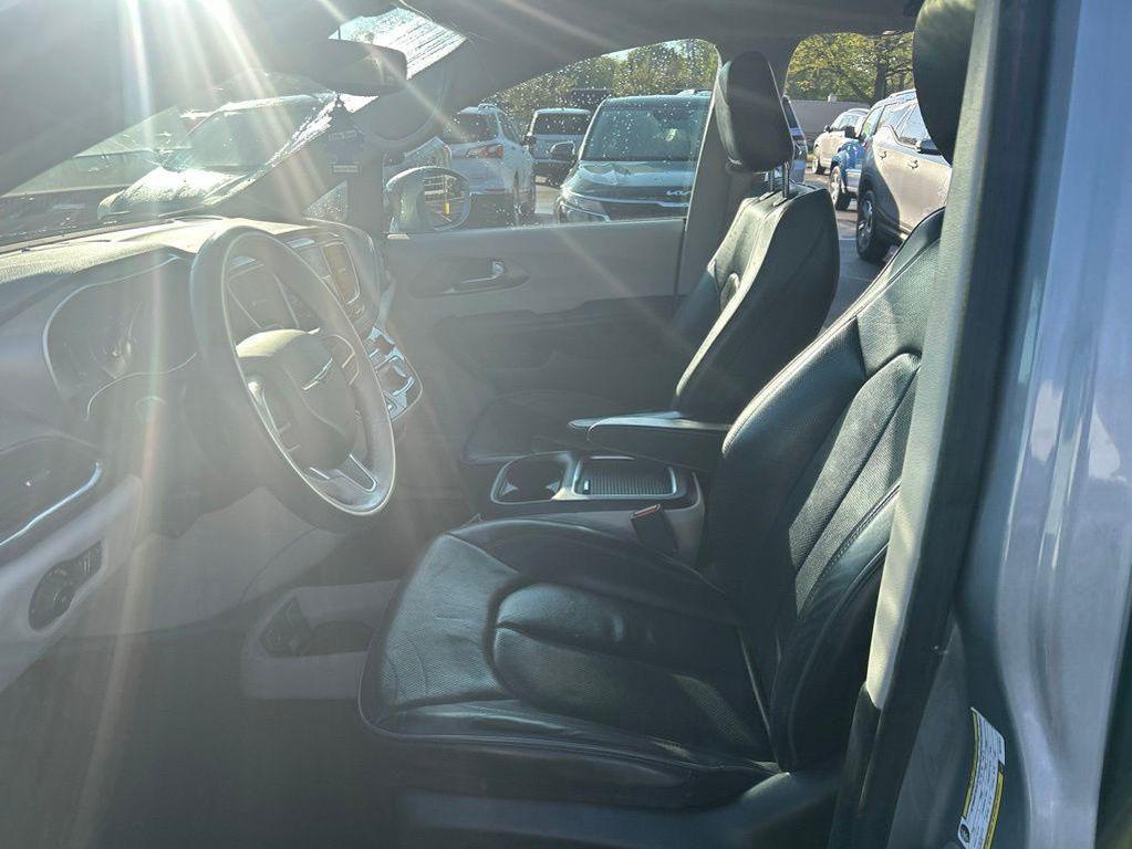 used 2019 Chrysler Pacifica car, priced at $20,979