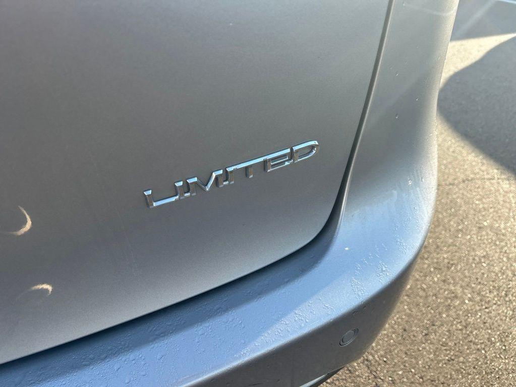 used 2019 Chrysler Pacifica car, priced at $20,979