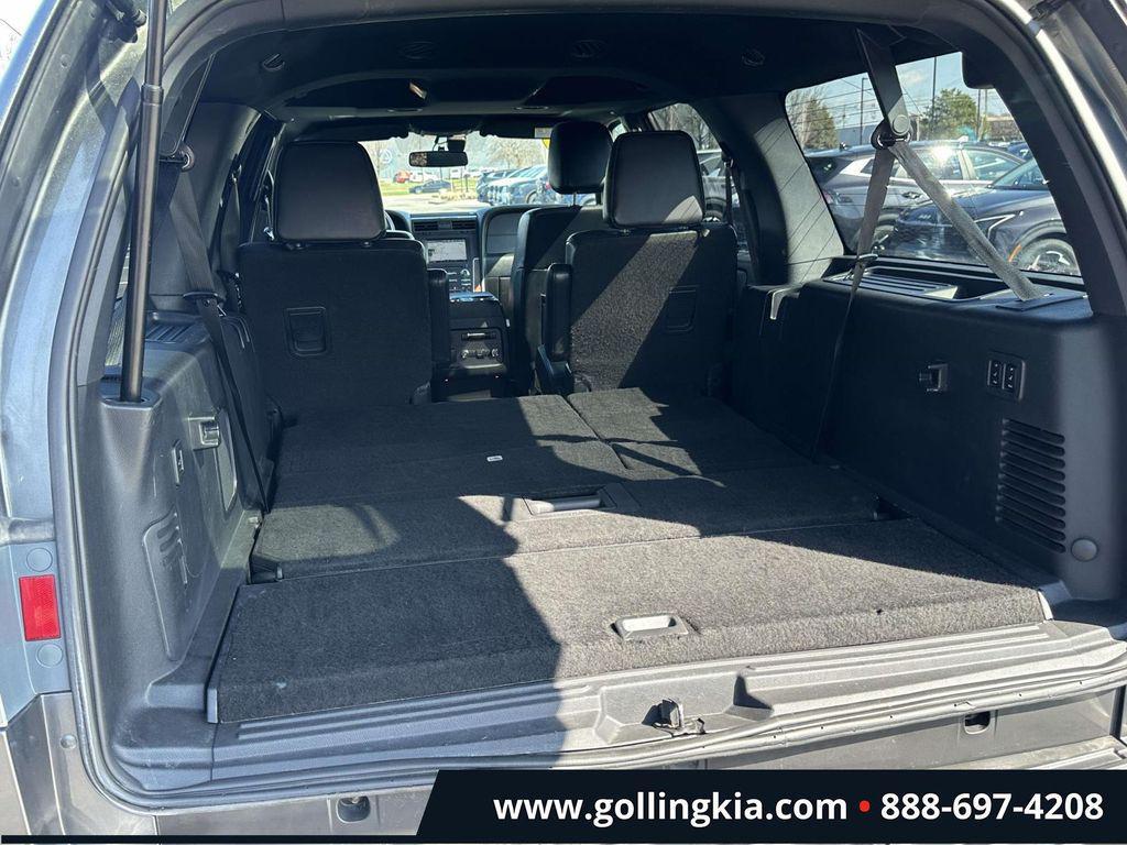 used 2015 Lincoln Navigator car, priced at $9,997