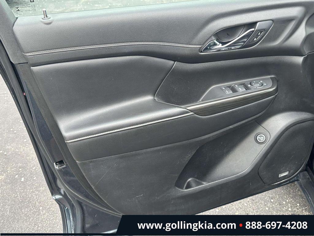 used 2019 GMC Acadia car, priced at $15,496