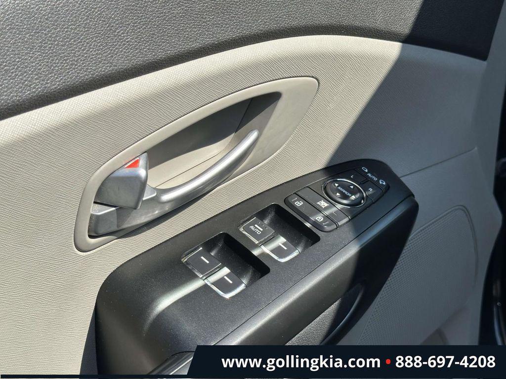 used 2017 Kia Sedona car, priced at $5,667