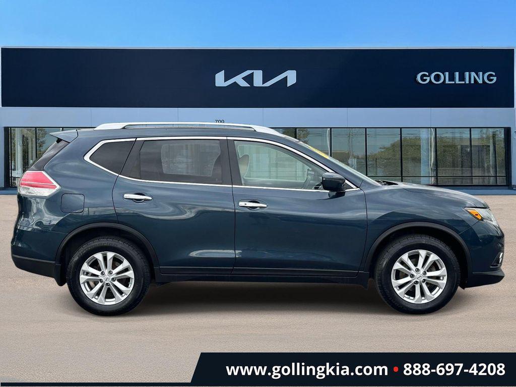 used 2016 Nissan Rogue car, priced at $11,895