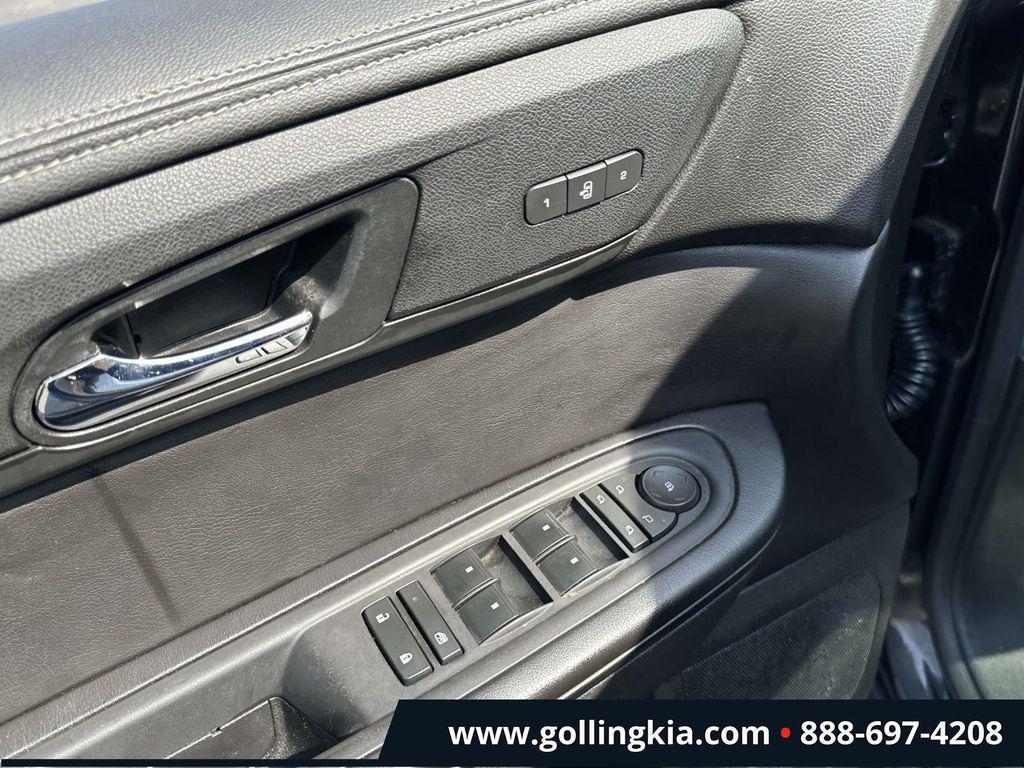 used 2017 Chevrolet Traverse car, priced at $5,490