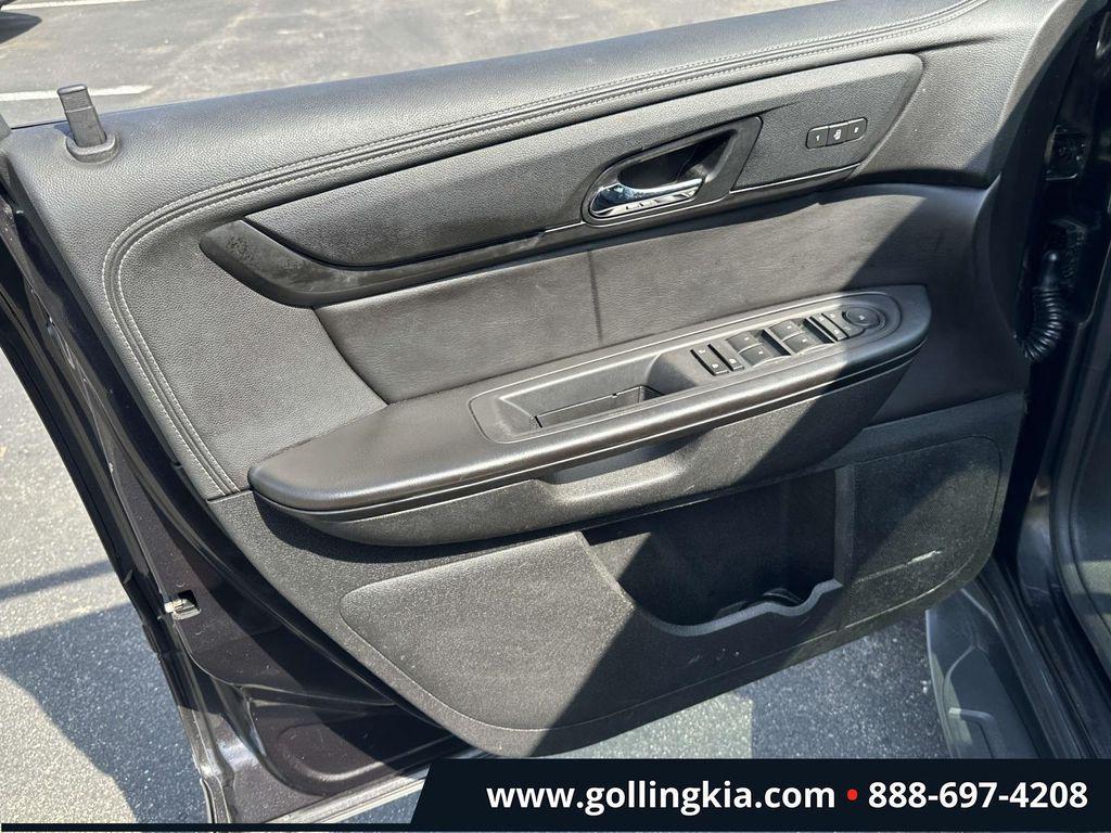 used 2017 Chevrolet Traverse car, priced at $5,490