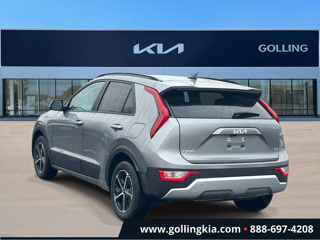 used 2025 Kia Niro car, priced at $26,647