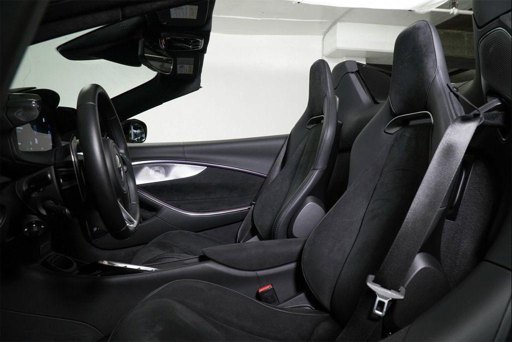 used 2025 McLaren Artura car, priced at $259,950