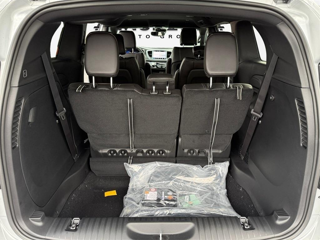 new 2026 Chrysler Pacifica car, priced at $41,860