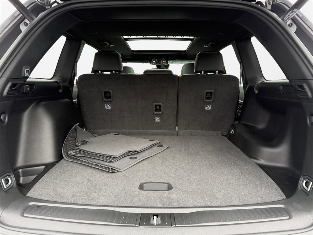 new 2025 Jeep Grand Cherokee car, priced at $48,185