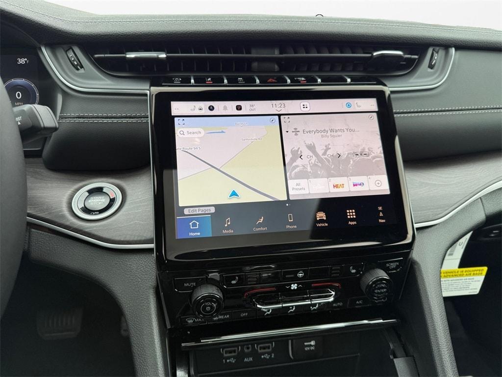 new 2025 Jeep Grand Cherokee car, priced at $48,185