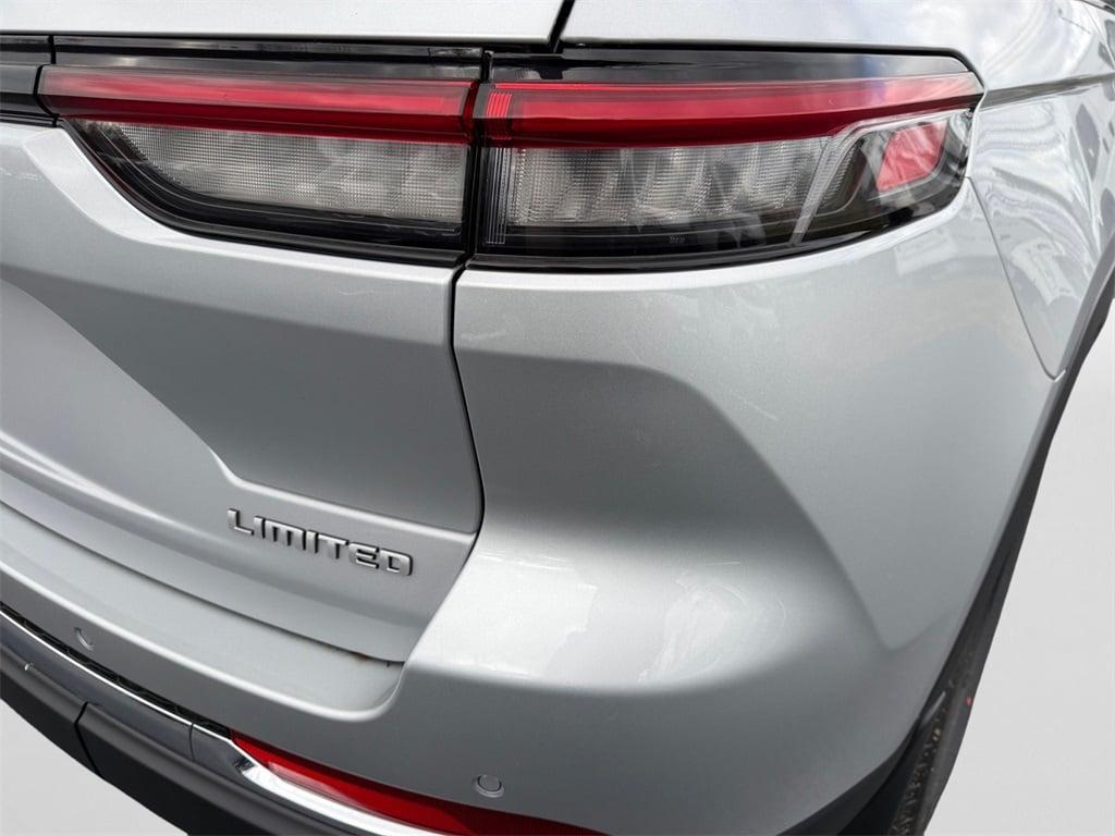 new 2025 Jeep Grand Cherokee car, priced at $48,185