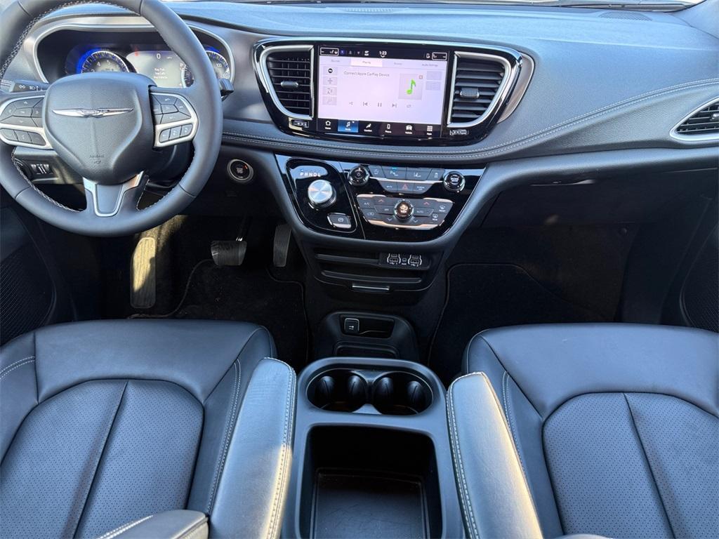 used 2025 Chrysler Pacifica car, priced at $39,799