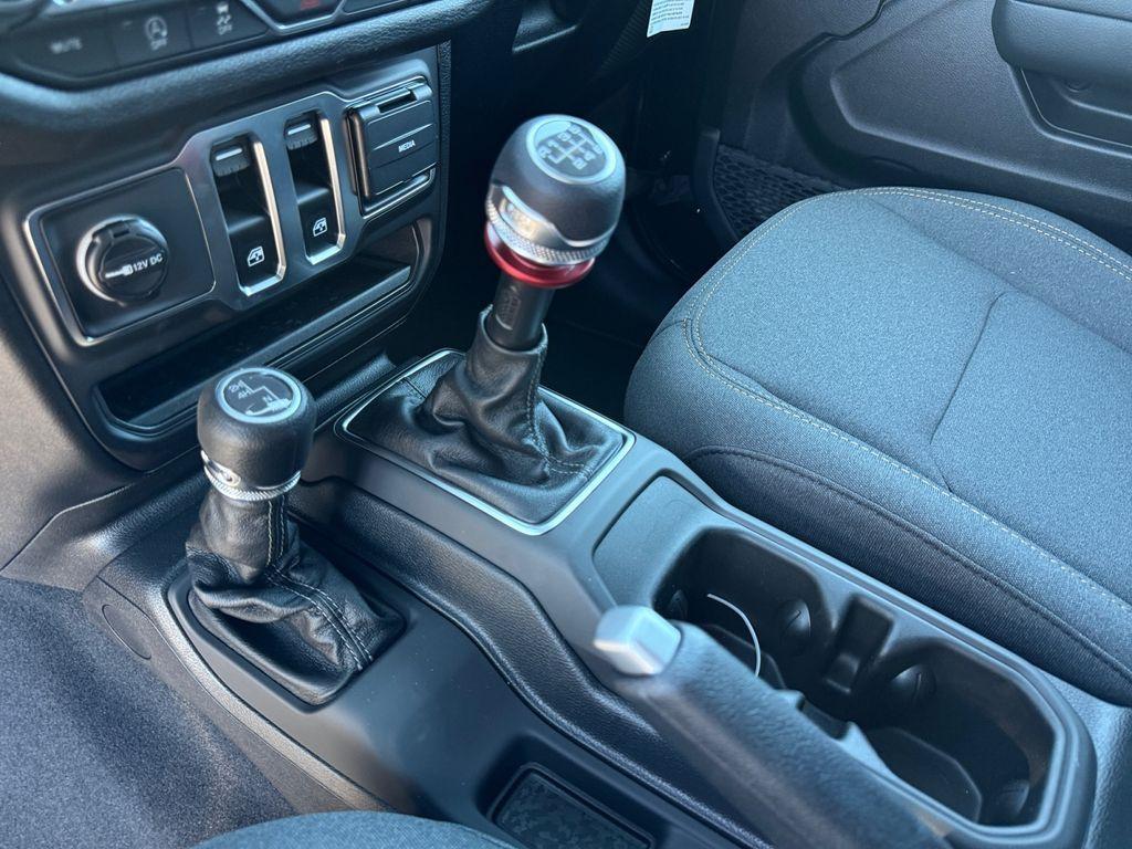 new 2026 Jeep Wrangler car, priced at $44,295