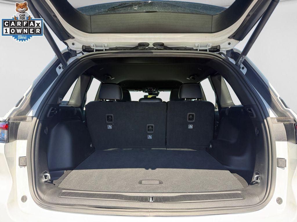 used 2024 Jeep Grand Cherokee car, priced at $39,074