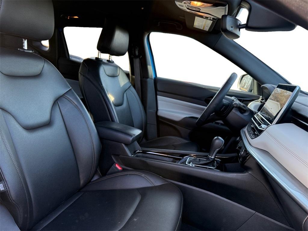 used 2024 Jeep Compass car, priced at $25,999