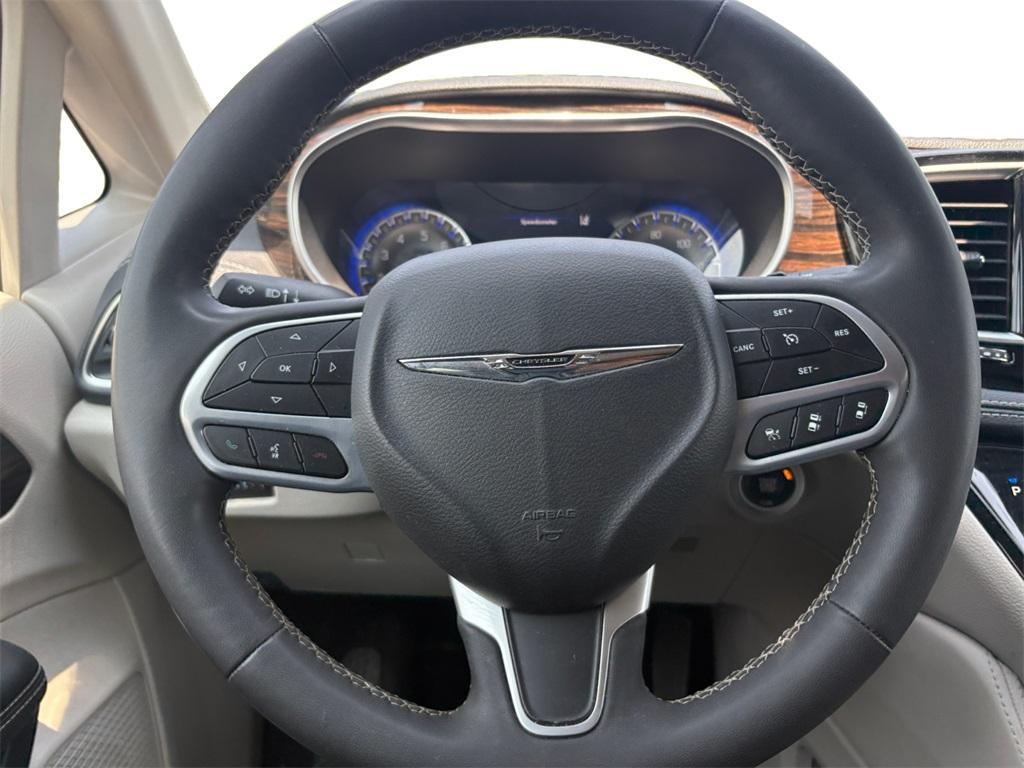 used 2023 Chrysler Pacifica car, priced at $29,399